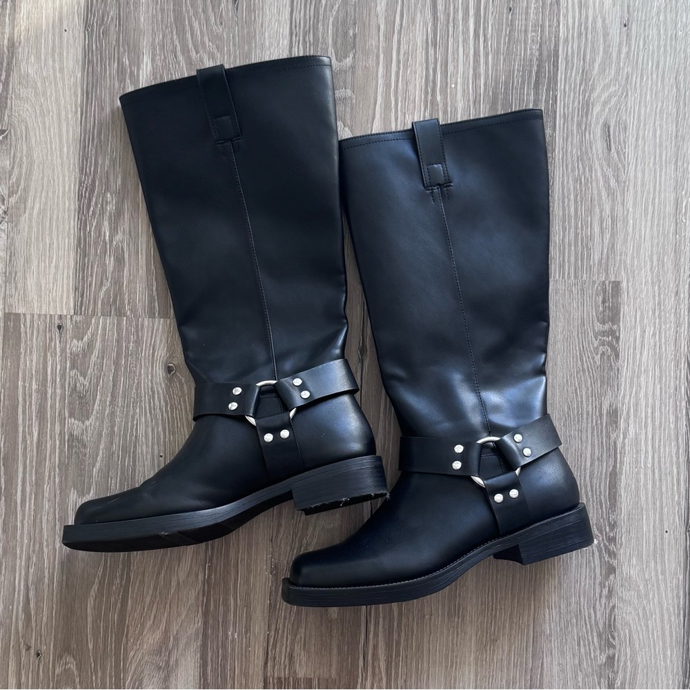 Time and Tru Black Moto Boots